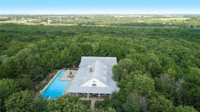 2d8c4e0a11e6ecda947d19c7876fa258l-m0xd-w1020_h770_q80