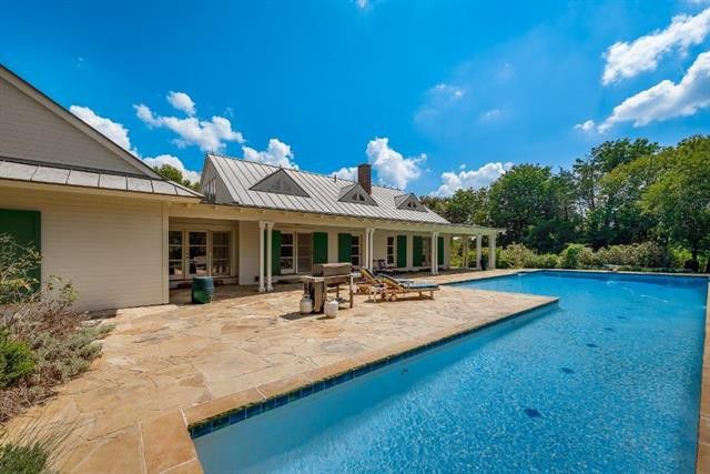 2d8c4e0a11e6ecda947d19c7876fa258l-m0xd-w1020_h770_q80