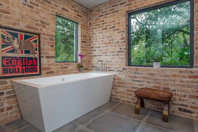 304-Crestwood-Drive-29