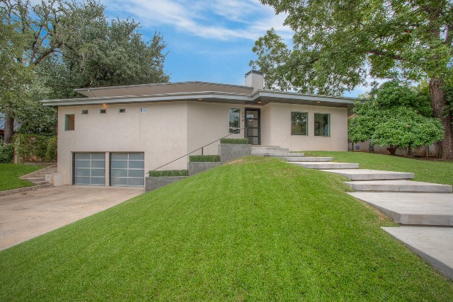 304-Crestwood-Drive-3