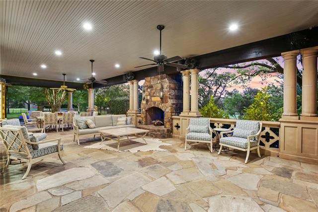 312-White-Dr-4-dining