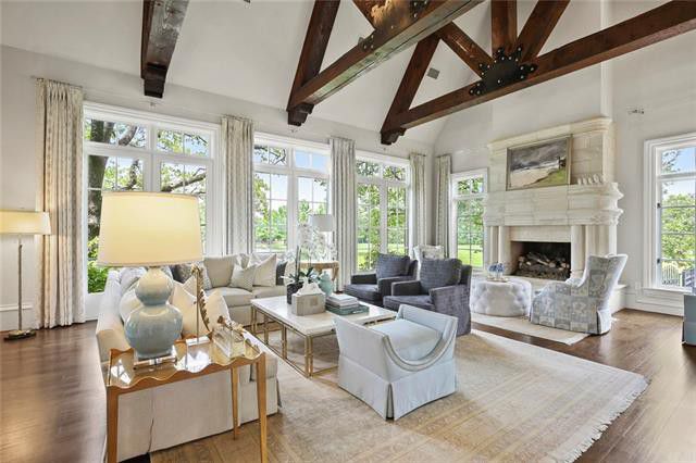 312-White-Dr-4-dining