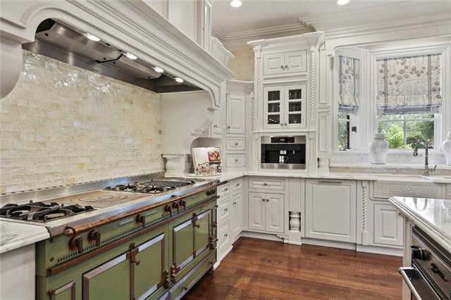 312-White-Dr-4-dining