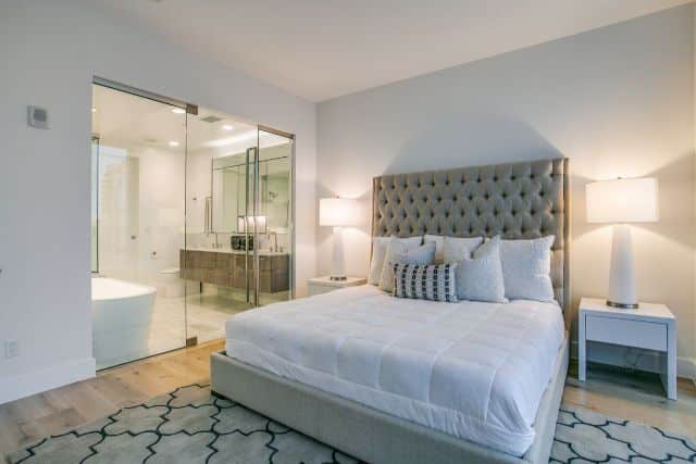 3130-n-harwood-st-dallas-tx-2301-High-Res-11.jpg-1