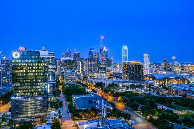 3130-n-harwood-st-dallas-tx-2301-High-Res-11.jpg-1