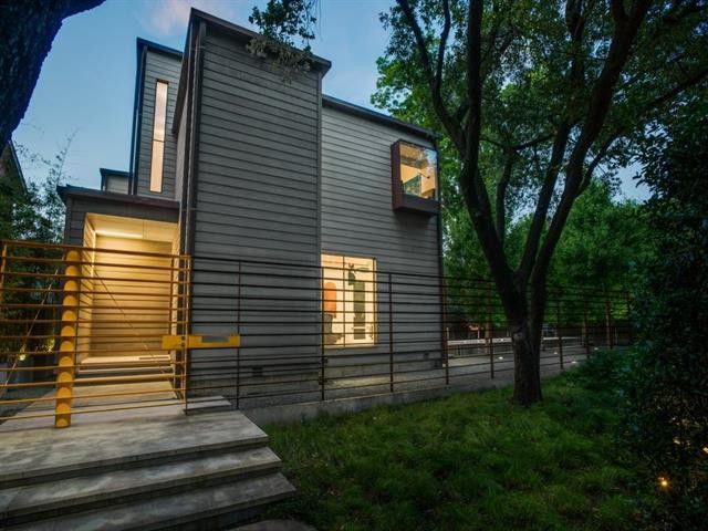 3212-Dartmouth-Ave-2