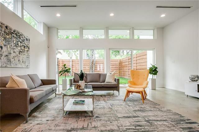 32e76668d2bb0134674ec4cc929d9740l-m0xd-w1020_h770_q80