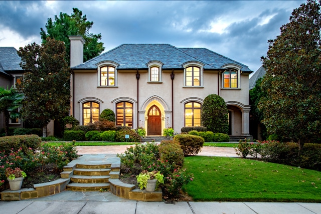 3508-Bryn-Mawr-ext-2