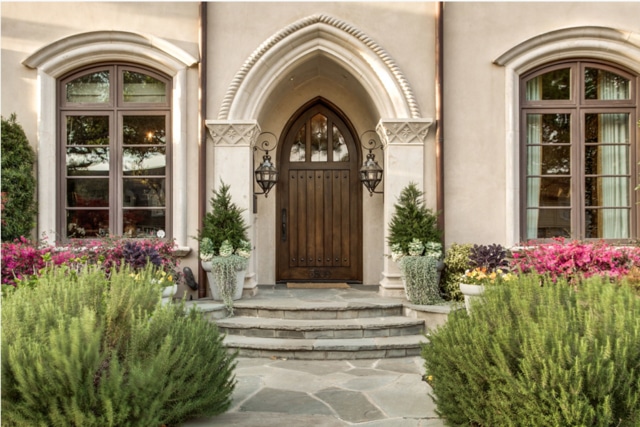 3508-Bryn-Mawr-ext-2