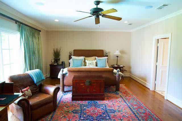 3518-Gillon-living-before-1