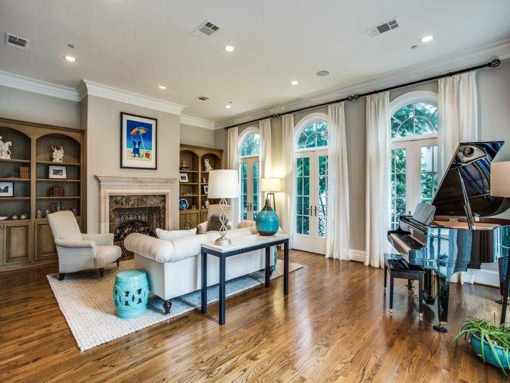 3522-Gillespie-balcony-1024x768