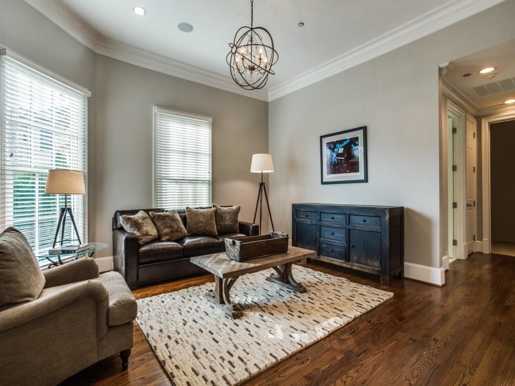 3522-Gillespie-balcony-1024x768