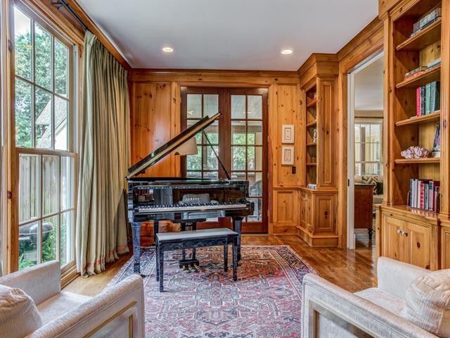 3612-Caruth-Boulevard-1