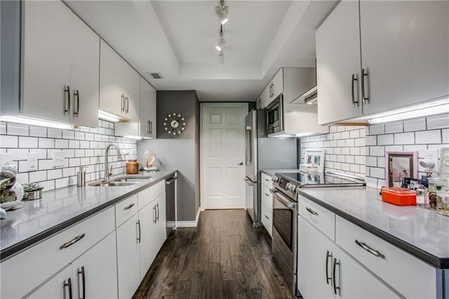 3621-Turtle-Creek-Blvd-Apt-4L-Dining-to-Living