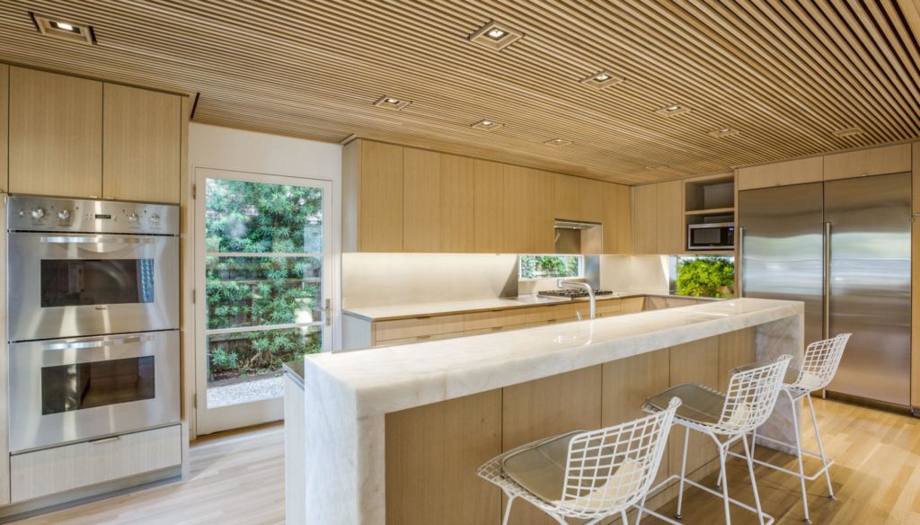 Distinctly-Modern-Interiors