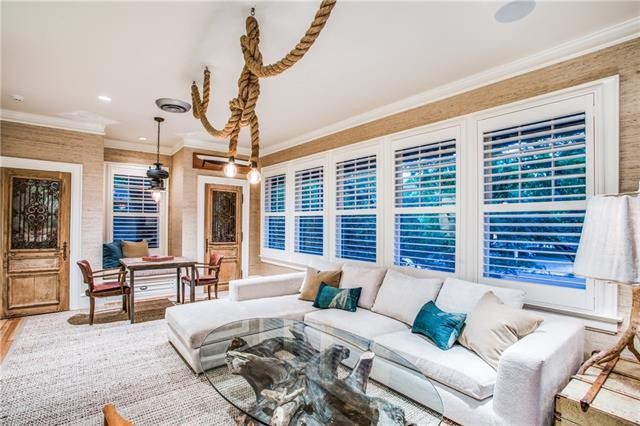 3649-Maplewood-Avenue-6