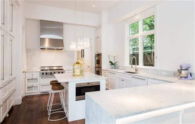 3656-Stratford-Ave-7