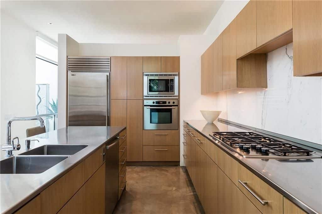3740-Holland-Art-House-ext-1024x683