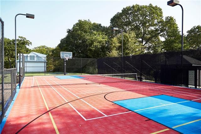 3773-County-Rd-drive-up-path