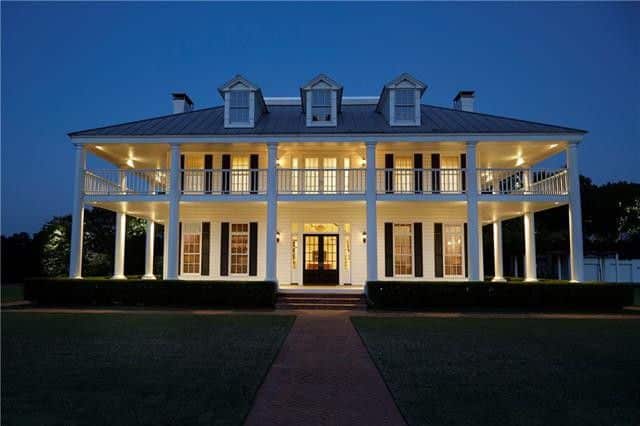 3773-County-Rd-drive-up-path