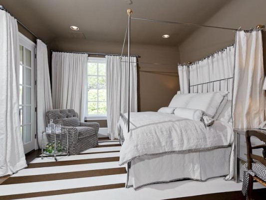 3801 Normandy guest 1