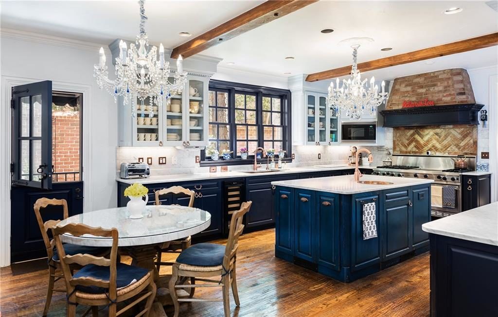 3806-Lexington-ext-150x150