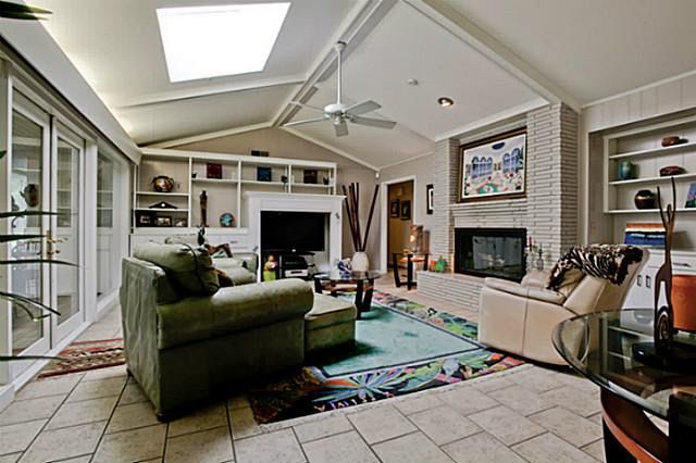 3880-Whitehall-Drive-16