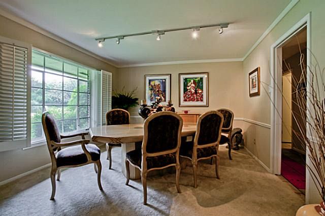 3880-Whitehall-Drive-16