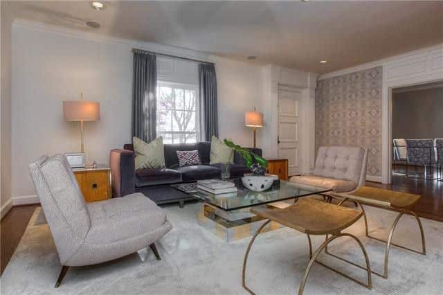 VECTOR3912-Lenox-Dr-1