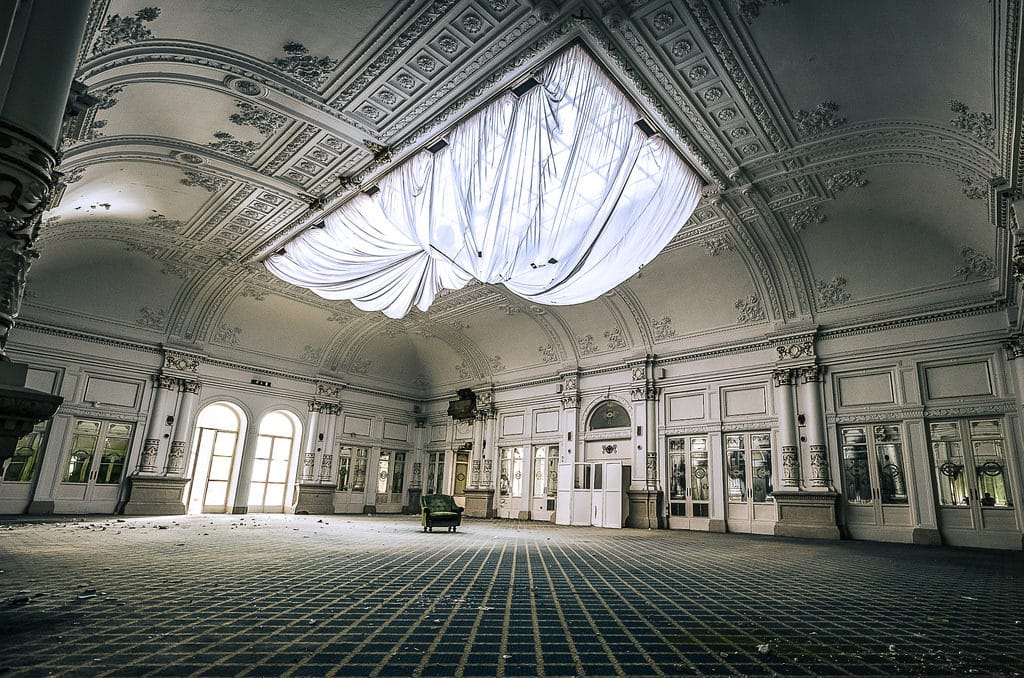 401-Narre-Lane-ballroom-1024x678