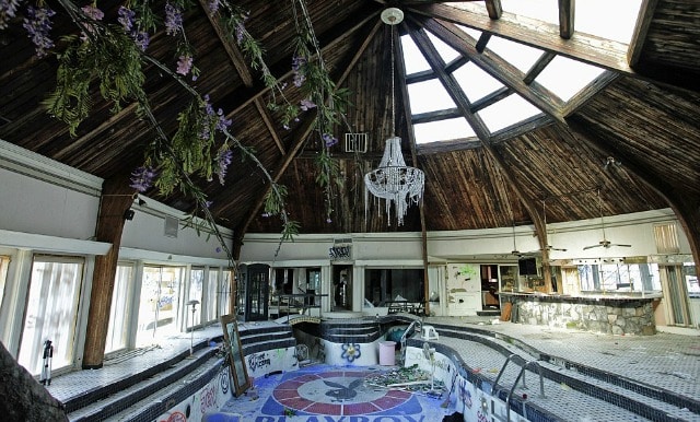 401-Narre-Lane-ballroom-1024x678