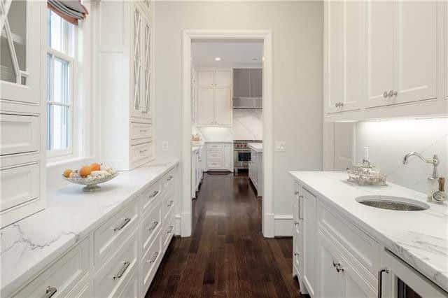 4220-Lorraine-Ave-8