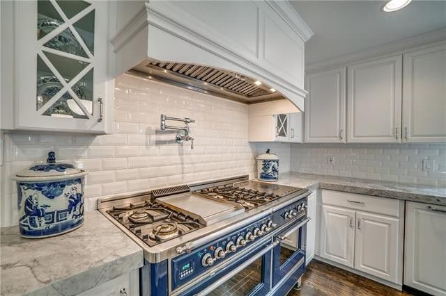 4312-Beverly-dr-Living-before-1024x768