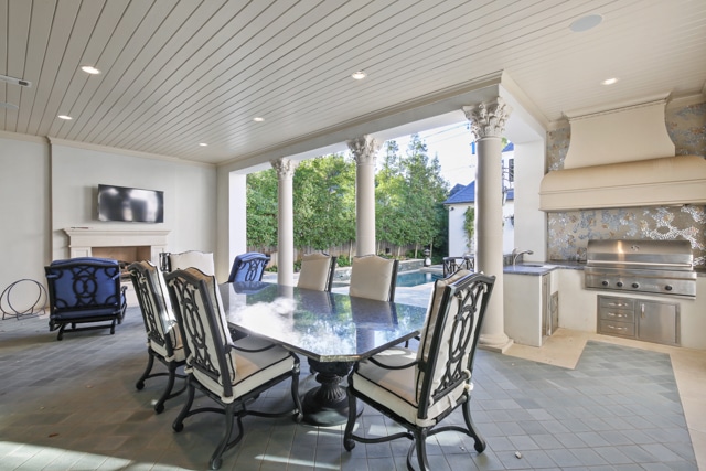 VECT02_3921gillonReshootPics13