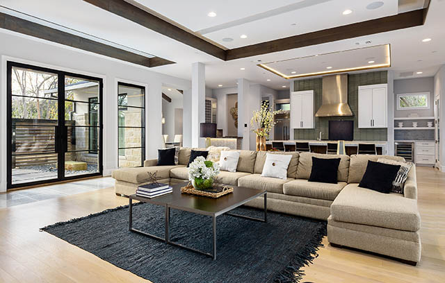 4421Bluffview022518-4842H