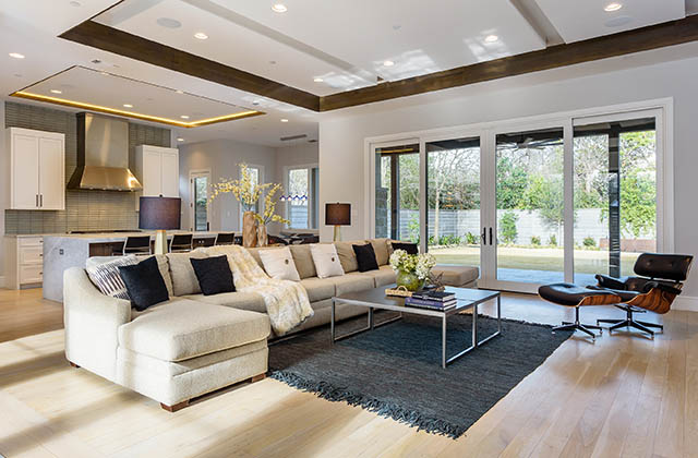 4421Bluffview022518-4842H