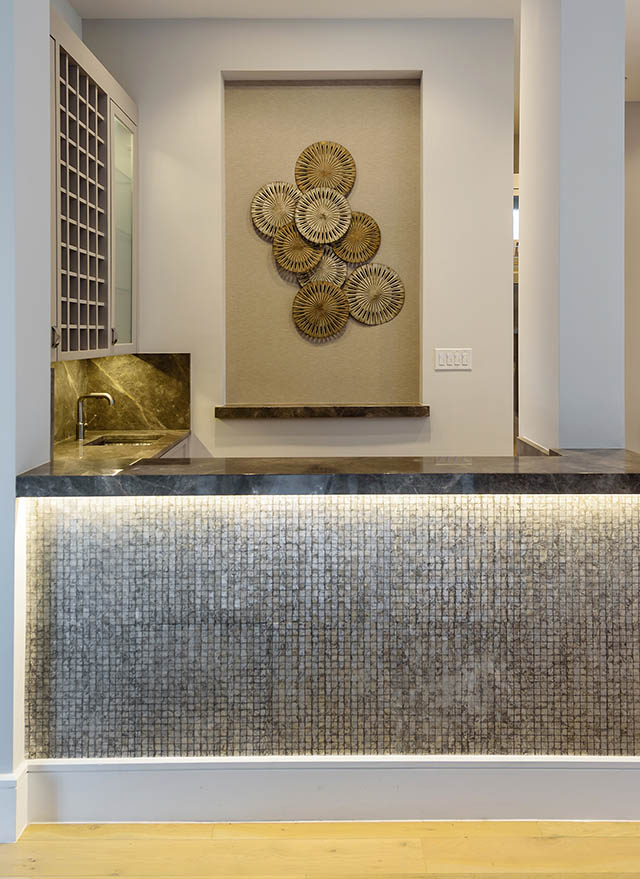 4421Bluffview022518-4842H