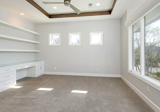 4421Bluffview022518-4842H