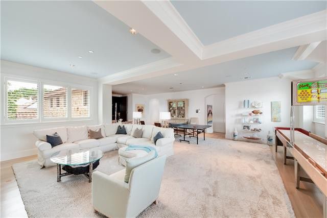 Isabella-great-room-before