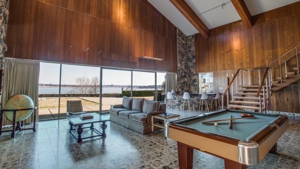 4606-Chapel-Hill-Shoot2Sell-1024x576