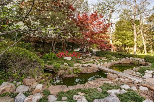 4656-Meadowood-Rd-34-rear-of-house