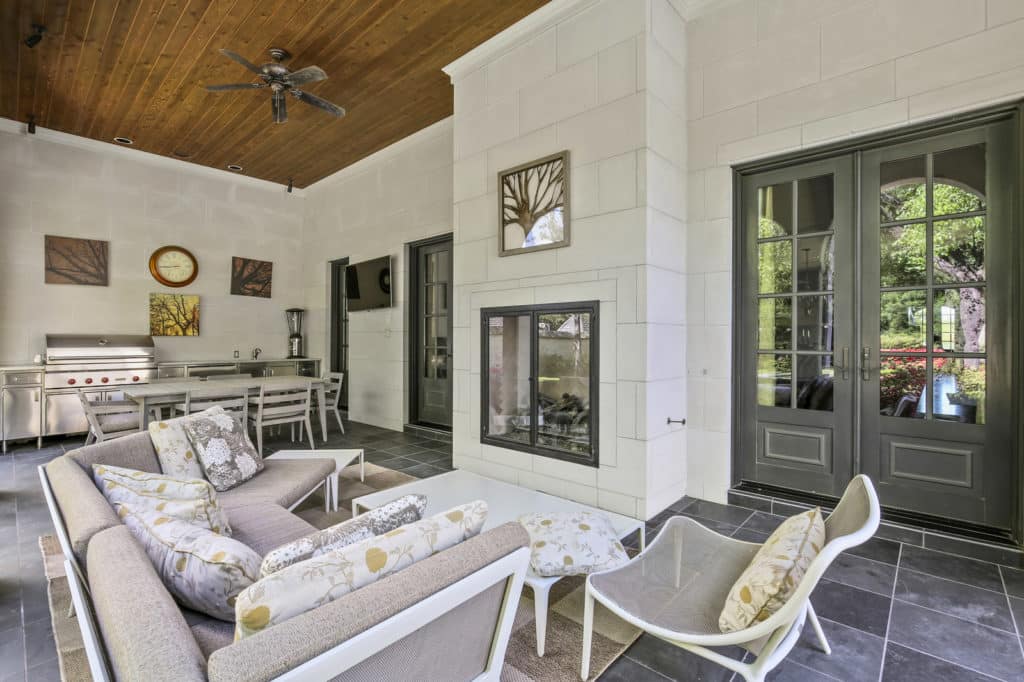 25_10706BridgeHollow__019_mls-1024x682