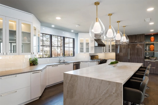 Preston Hollow estate