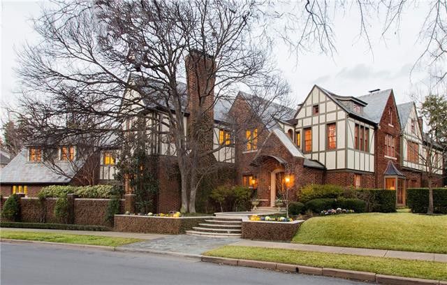 4814-Saint-Johns-Dr.-1