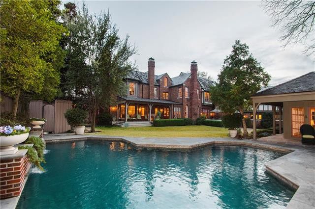 4814-Saint-Johns-Dr-study