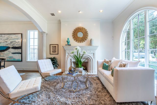 4311-Livingston-Front