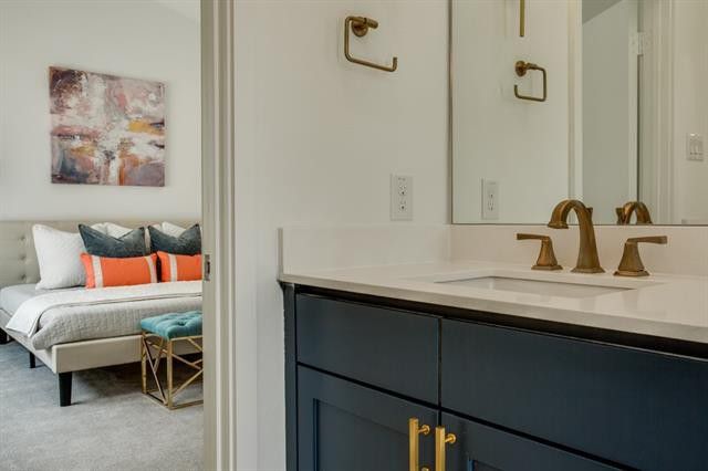 4c825b790780f46b103812c0f70144c7l-m0xd-w1020_h770_q80