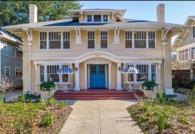 Munger Place