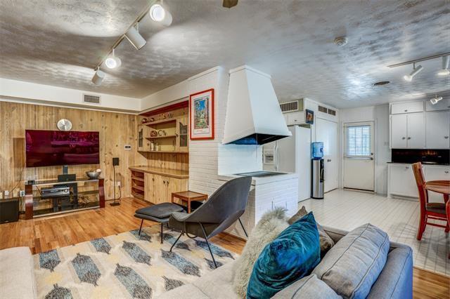 511018505547f9e5b2f7ae407dde7745l-m3724199299od-w1024_h768