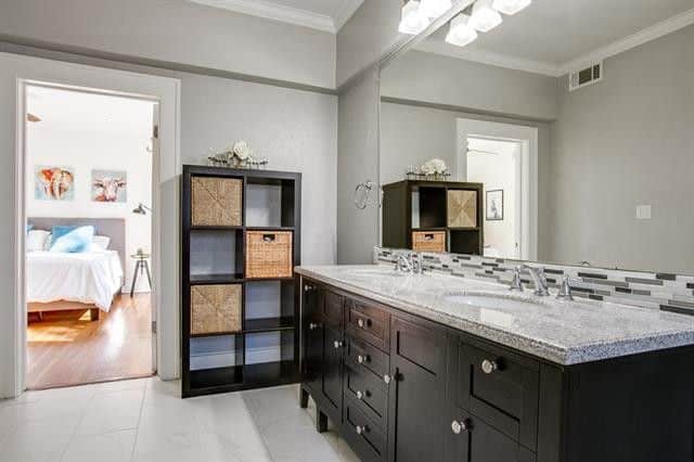 5210-Denton-Dr-IHOTW